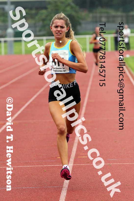 Women and Girls 1500 metres, 2021 North Eastern Track and Field Champs., Middesbrough. Photo: David T. Hewitson/Sports for All Pics